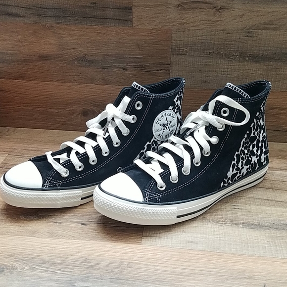 Converse Shoes - Converse high top BRAND New upper leather in the b